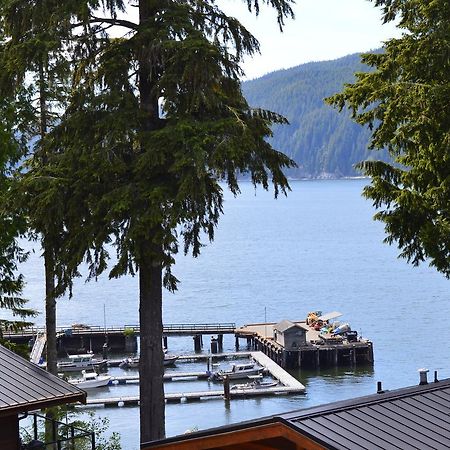 Pair-A-Dice Cottage Port Renfrew Eksteriør billede