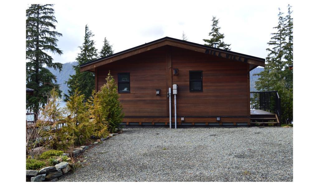 Pair-A-Dice Cottage Port Renfrew Eksteriør billede